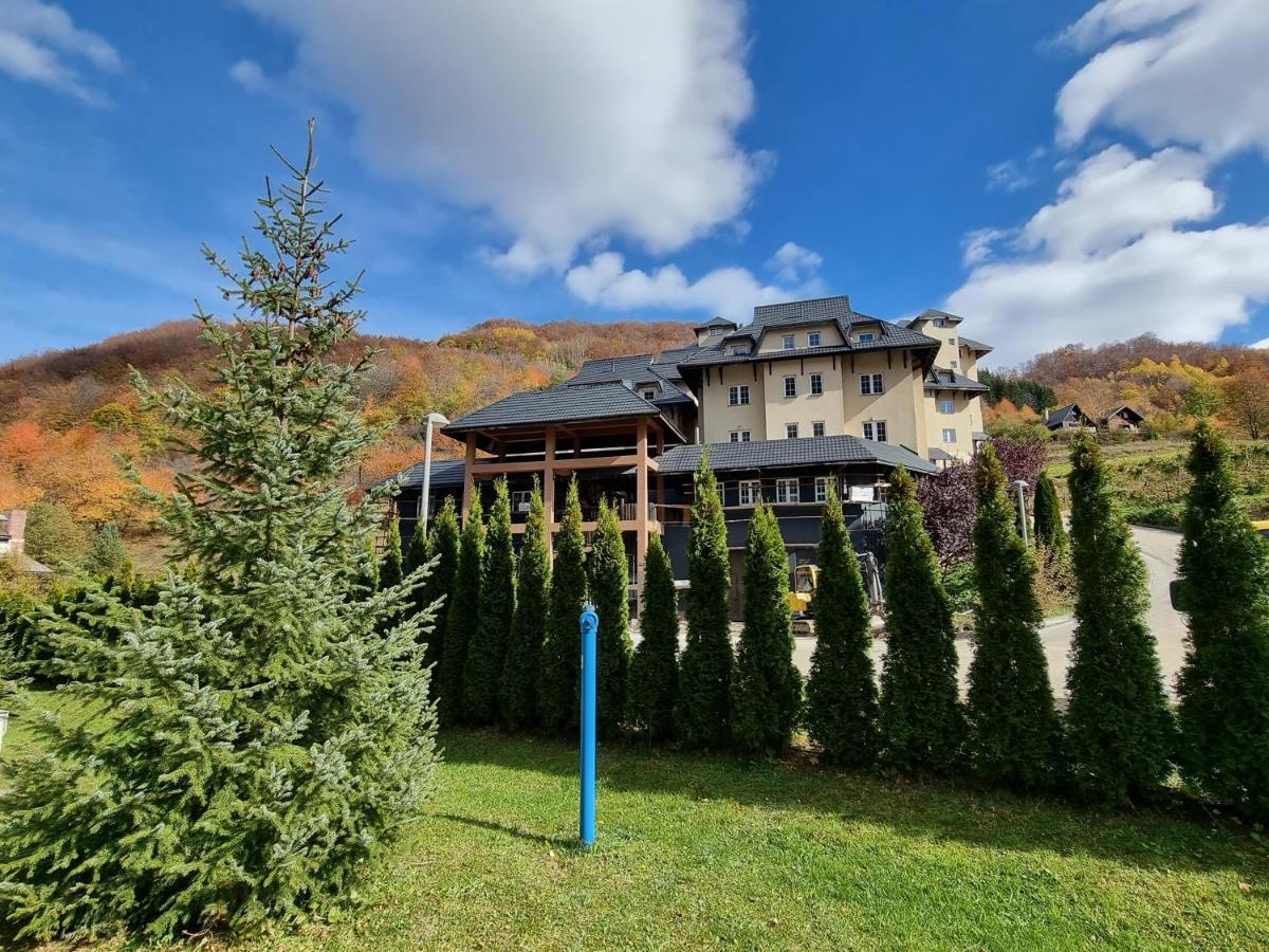 Planinsko Jutro - Brzece Centar Apartments, Kopaonik Extérieur photo